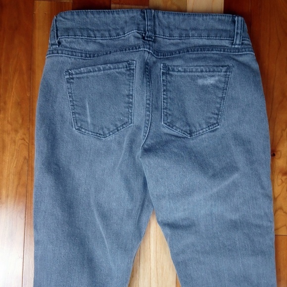 Light Grey factory distress denim Forever 21 Jeans Size 25 Stretch - Picture 4 of 6